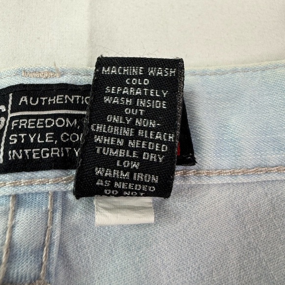 Chicos High-Rise Straight-Leg Crop Jeans Light Blue Size 12 or Large - Picture 4 of 7